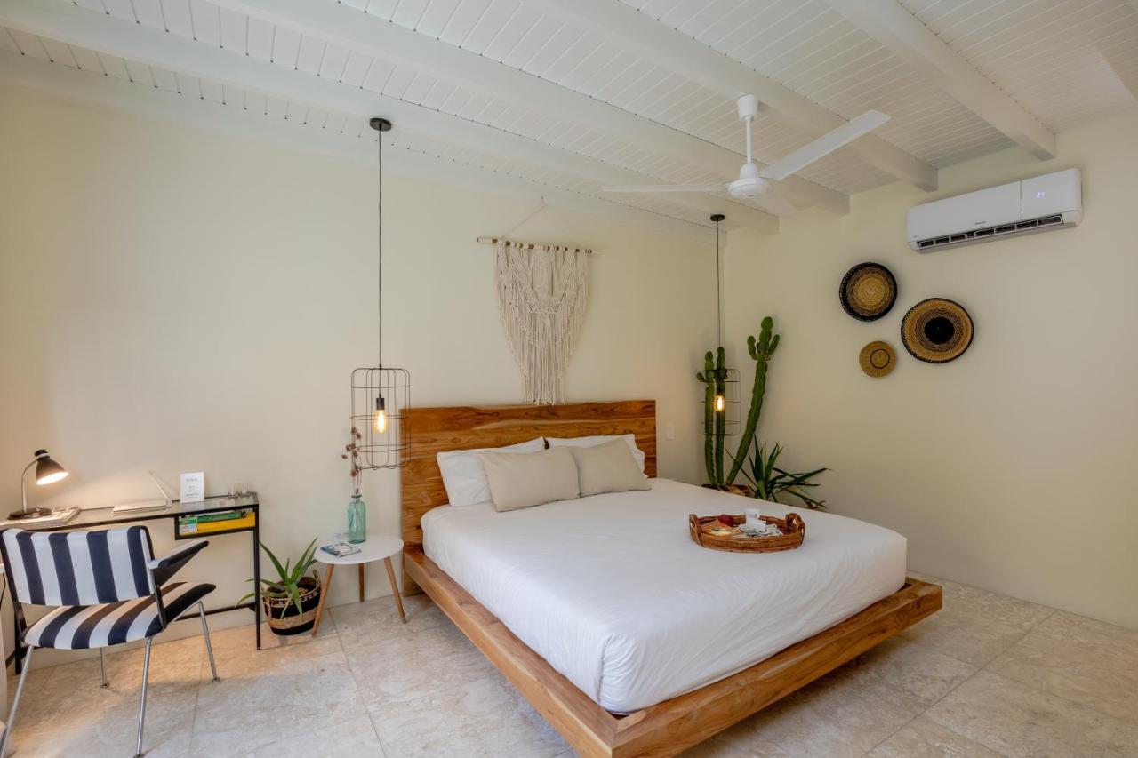 Naima Luxury Home, Cottage & Apartment Rentals 파라데라 외부 사진