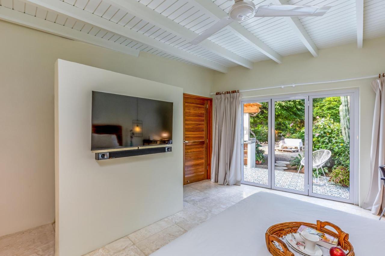 Naima Luxury Home, Cottage & Apartment Rentals 파라데라 외부 사진